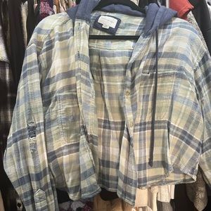 Cropped American eagle flannel- light weight